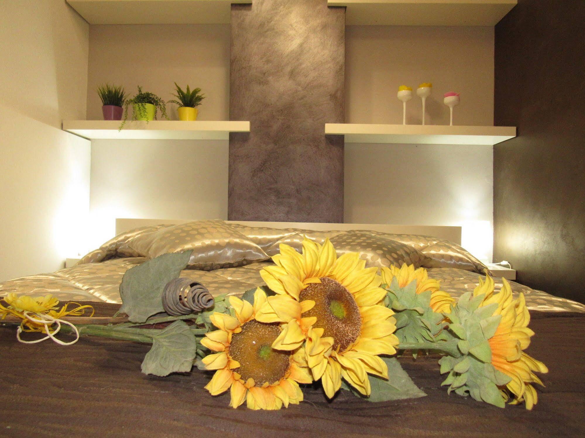 La Voce Del Violino Bed & Breakfast รากูซา ภายนอก รูปภาพ